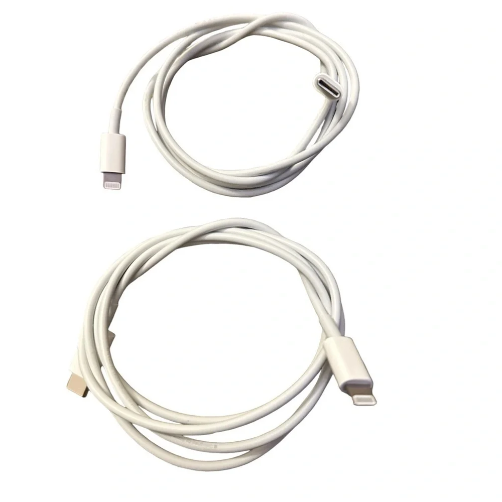 Apple iPhone (series 14 and below) 3ft chargers / USB-C block adapter port